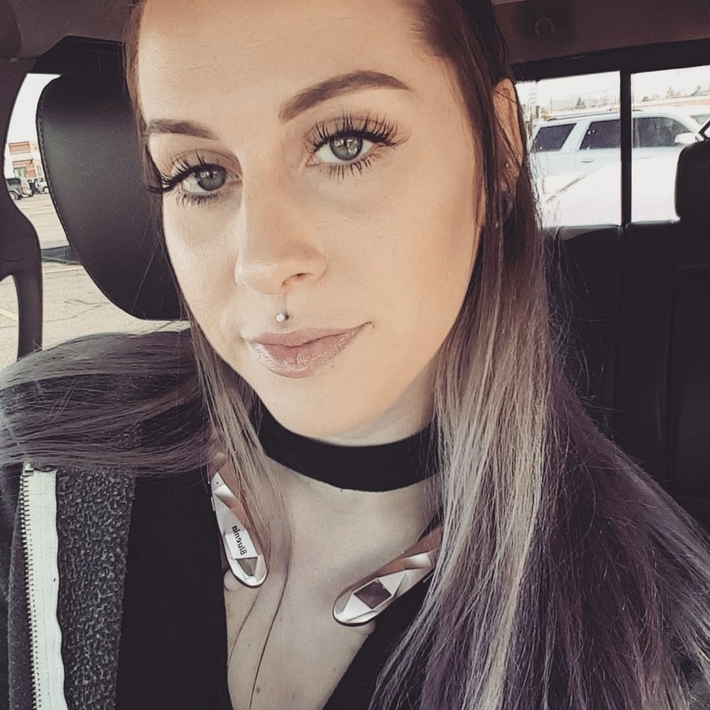 Meet your Posher, Alyssa